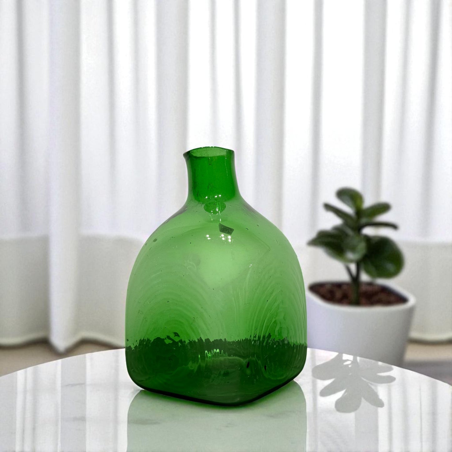 CUBIC VASE
